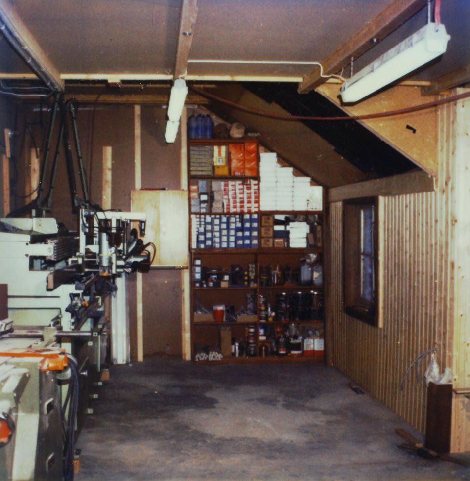 Toutes les machines: Beschläg Einlas Maschine – D'occasion à Oberems par dimona04 3