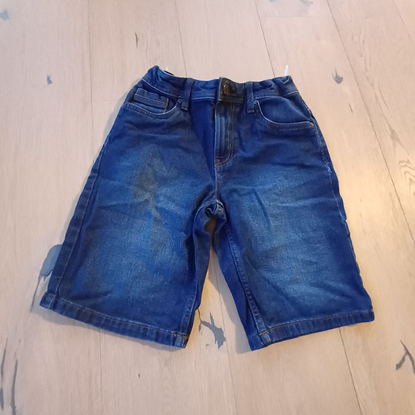 C&A Pantaloni: Baggy Kurze Hose – Usato da Wahlendorf venduto da Irba