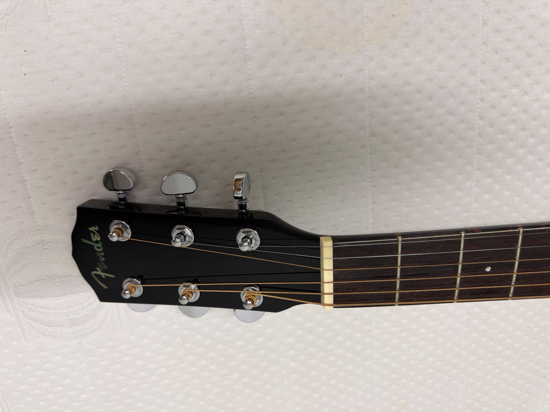 Strumenti musicali: Fender Acoustic • Cutaway • Akustik – Usato da Rapperswil SG venduto da bjo_72lx 1