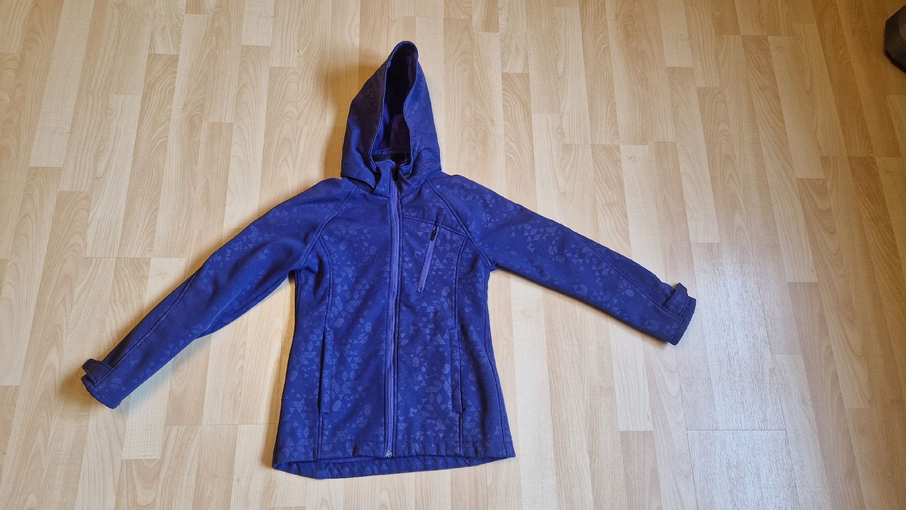 H&M Giacche & Cappotti: H&M Softshelljacke Mädchen Gr. 146 lila – Usato da Metzerlen venduto da chimeira86