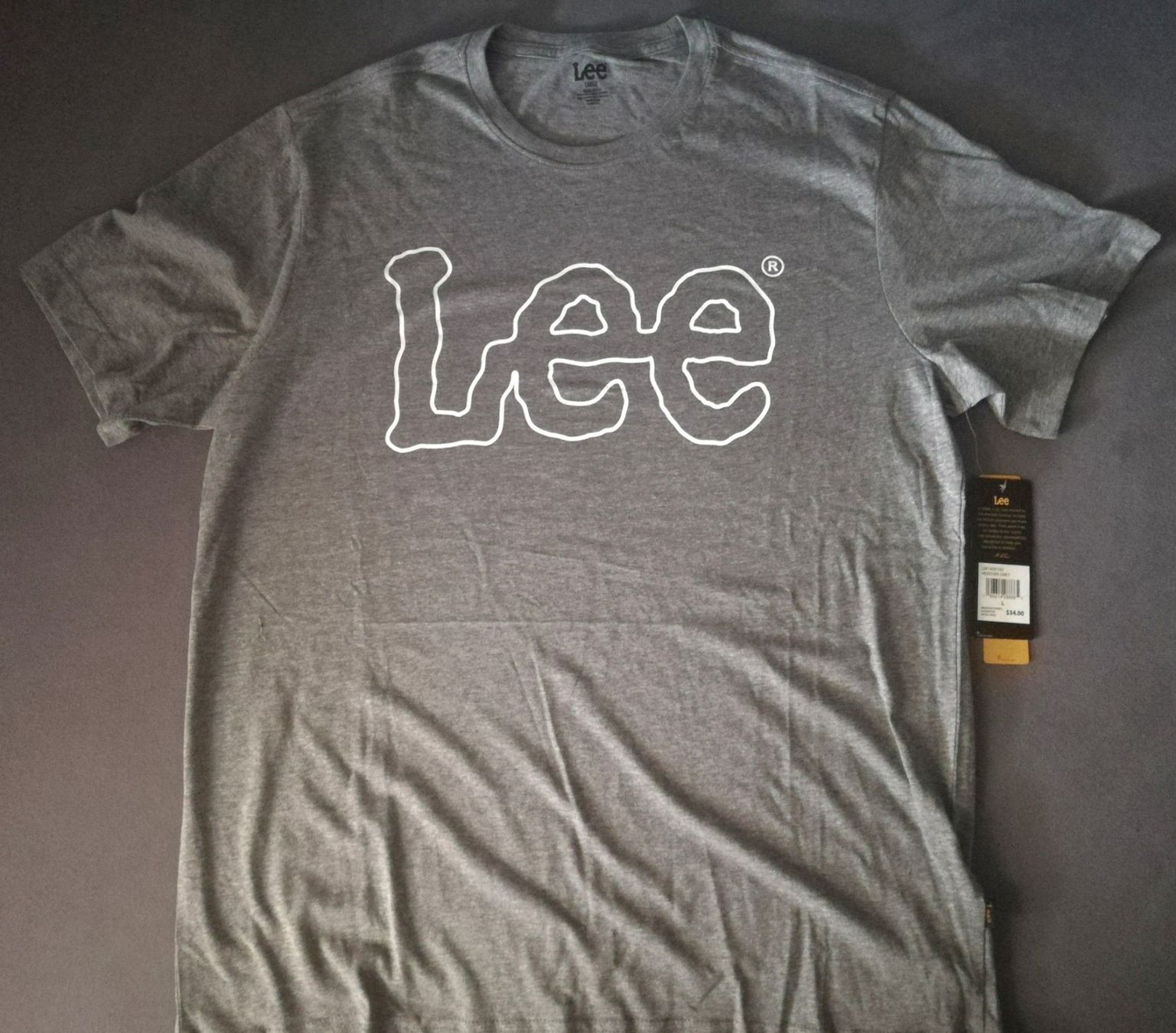 Lee T-shirt: Lee Tshirt Grösse L unisex grau neu – Nuovo e nell'imballaggio originale da Rüegsauschachen venduto da Jawenito