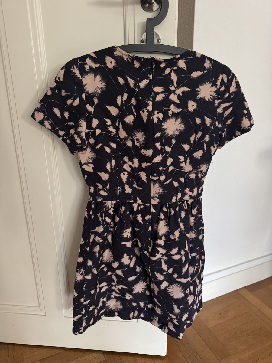 Tara Jarmon Vestiti: Robe Intemporelle Tara Jarmon T38 – Nuovo (secondo la descrizione) da Geneve venduto da nad_26qm 2
