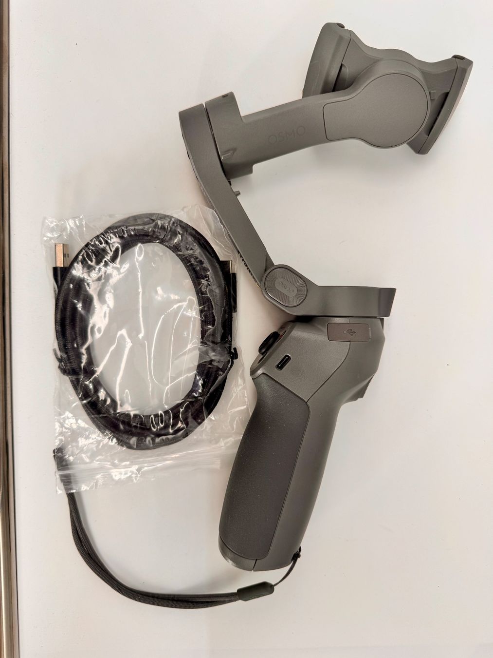 DJI Halterungen: DJI Osmo Mobile 3 Gimbal – Gebraucht aus Hermetschwil-Staffeln von Mobile2013 3