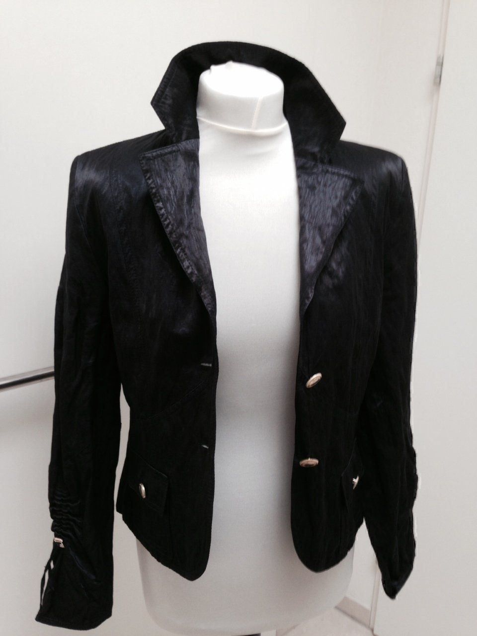 Giacche: Blazer Jacke  dunkelblau Gr. S/M Tuzzi – Usato da Glattpark (Opfikon) venduto da Pangie