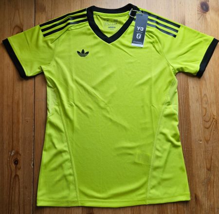 Sport T-Shirt adidas Damen NEU Gr. M (38-40) Bekleidung