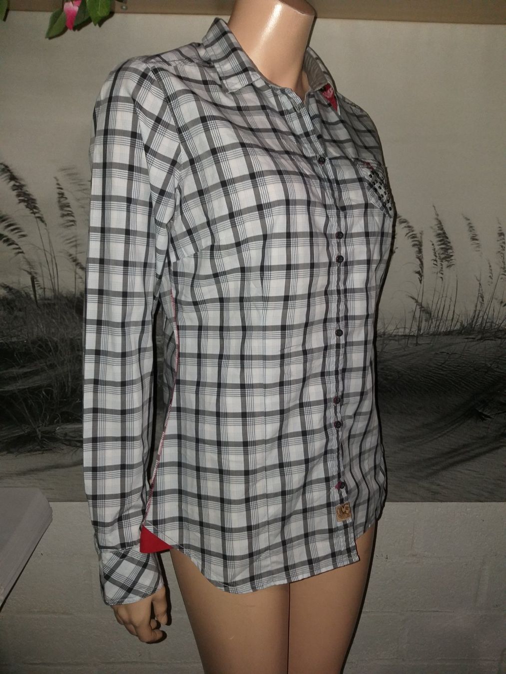 Napapijri Camicette: Chemisier / Bluse NAPAPIJRI      Taille / Grosse M – Usato da Cossonay-ville venduto da Super-Price-Quality 4