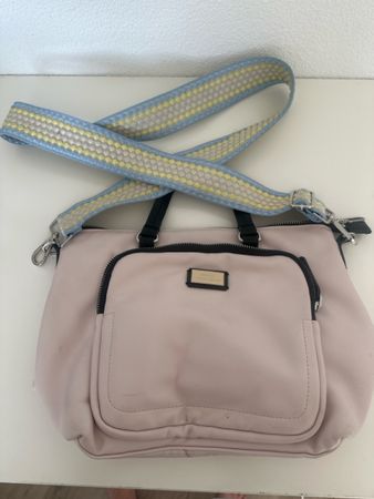 Umhänge Tasche rosa  