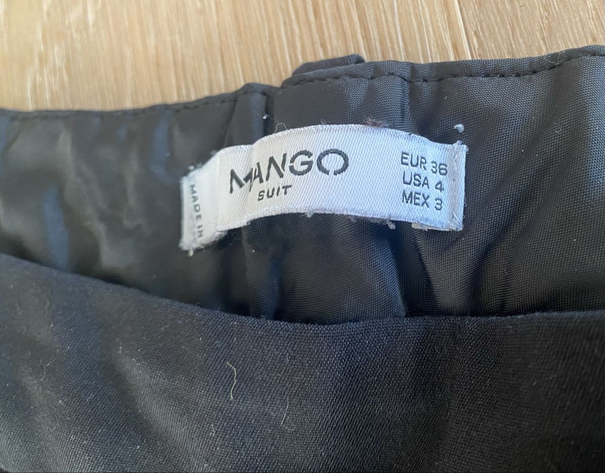 Mango Pantaloni: Neuwertige schwarze Mango Hose, Grösse 36 – Usato da Winkel venduto da Flyhy2020 1