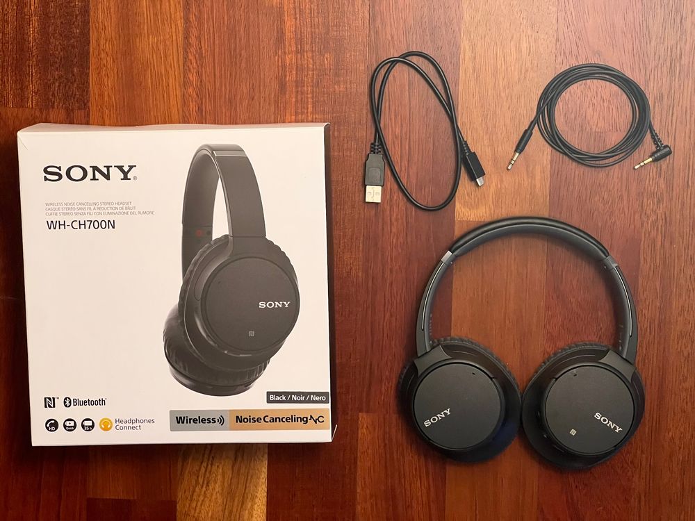 Sony WH-CH700N Draadloze Noise Cancelling Hoofdtelefoon, Bluetooth, Snellaadfunctie, NFC, met Microfoon, Zwart