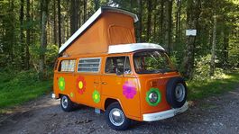VW T2b Campingbus mit Veteranenstatus
