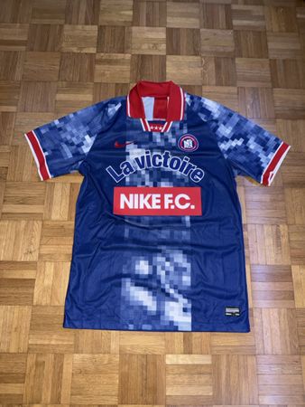 Nike F.C. Trikot La Victoire Size M