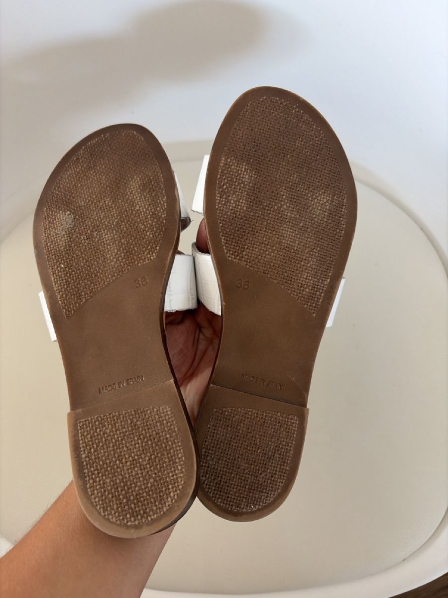 Scarpe da donna: Sandalen Damen Weiss Lederoptik Grösse 36 – Usato da Opfershofen TG venduto da dan_nxk8 2