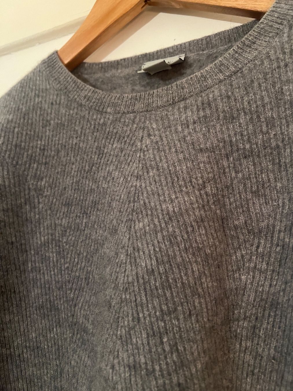 Pulls & Sweat-shirts: 100% Kaschmir Pullover, Grau, Grösse S – D'occasion à Basel par evaelette 3