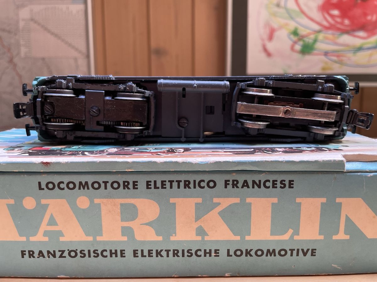 Märklin Modellini di ferrovie: Märklin 3038 BB 9223 Elektrolok SNCF – Usato da Rickenbach ZH venduto da u2540 5