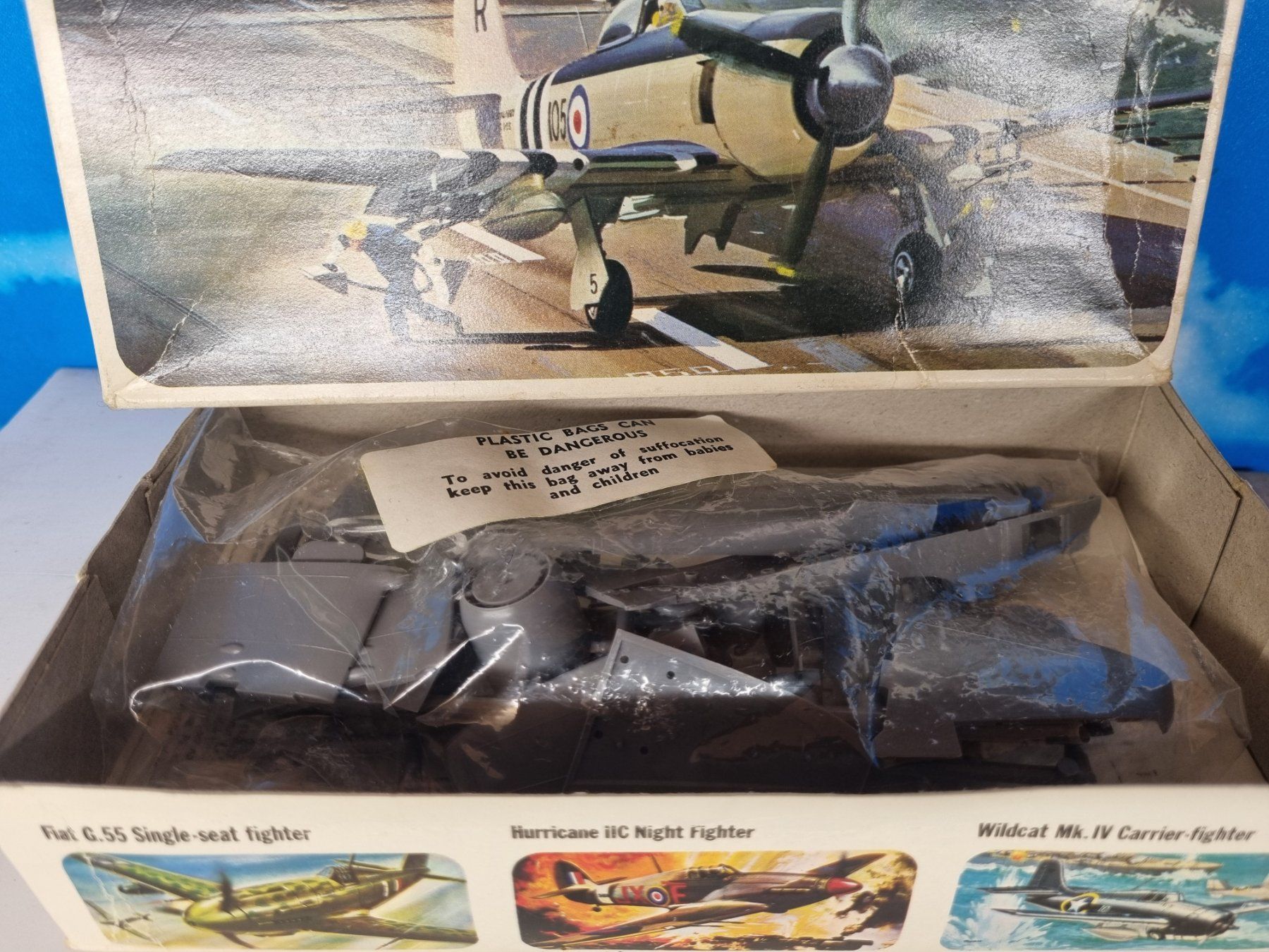 Kit di modellismo & Modellini statici: SEA FURY NAVAL FROG 1:72 – Usato da Männedorf venduto da Modell-Spezialisten 1