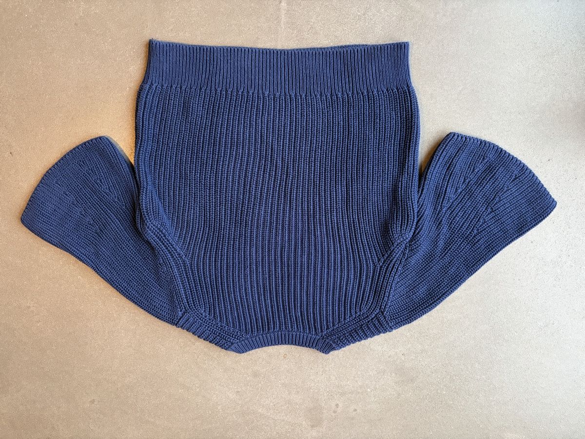 Closed Pullover & Sweatshirts: Pullover mit 3/4 Ärmeln von Closed, XS, 100% Baumwolle  – Gebraucht aus Veysonnaz von b_r_78d9 6