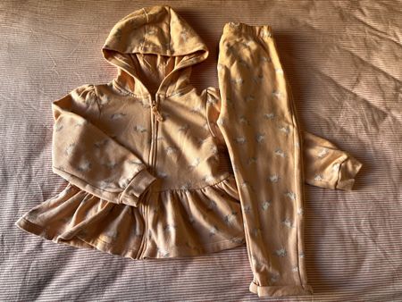 Sweet peach unicorn tracksuit set 4-5 year (110cm)