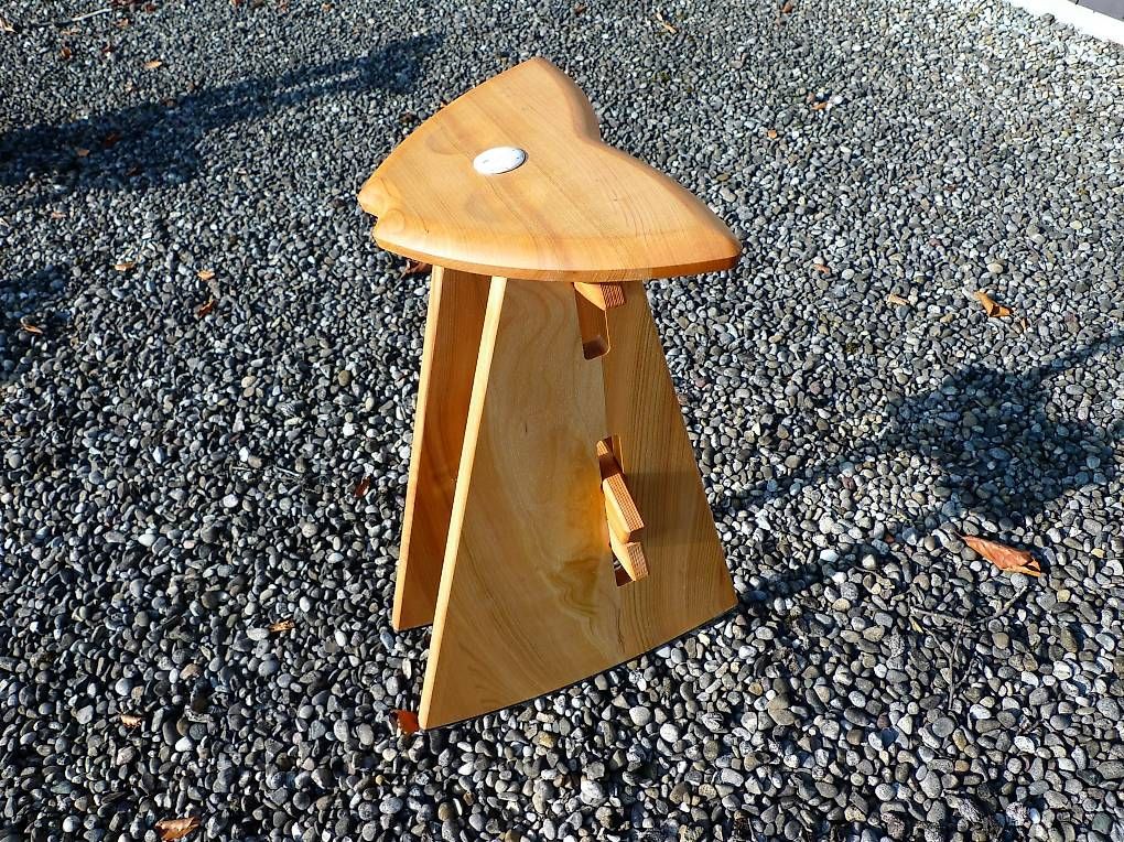 Sgabelli: SACR-OM Meditation Hocker – Nuovo e nell'imballaggio originale da Flims Waldhaus venduto da Aufbauhaus 4