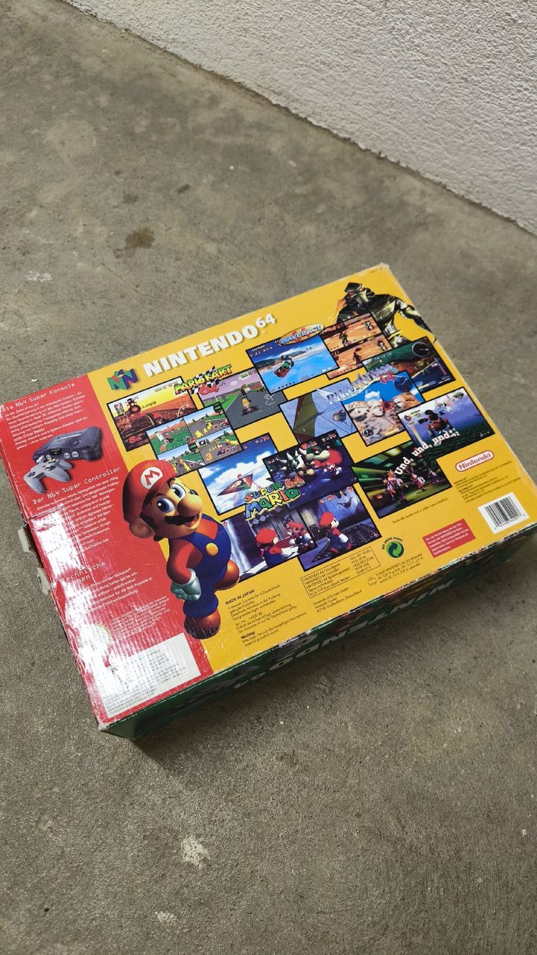 Nintendo Konsolen: OVP - Console Nintendo 64 avec sa boîte – Gebraucht aus St-Prex von Deetouch 1