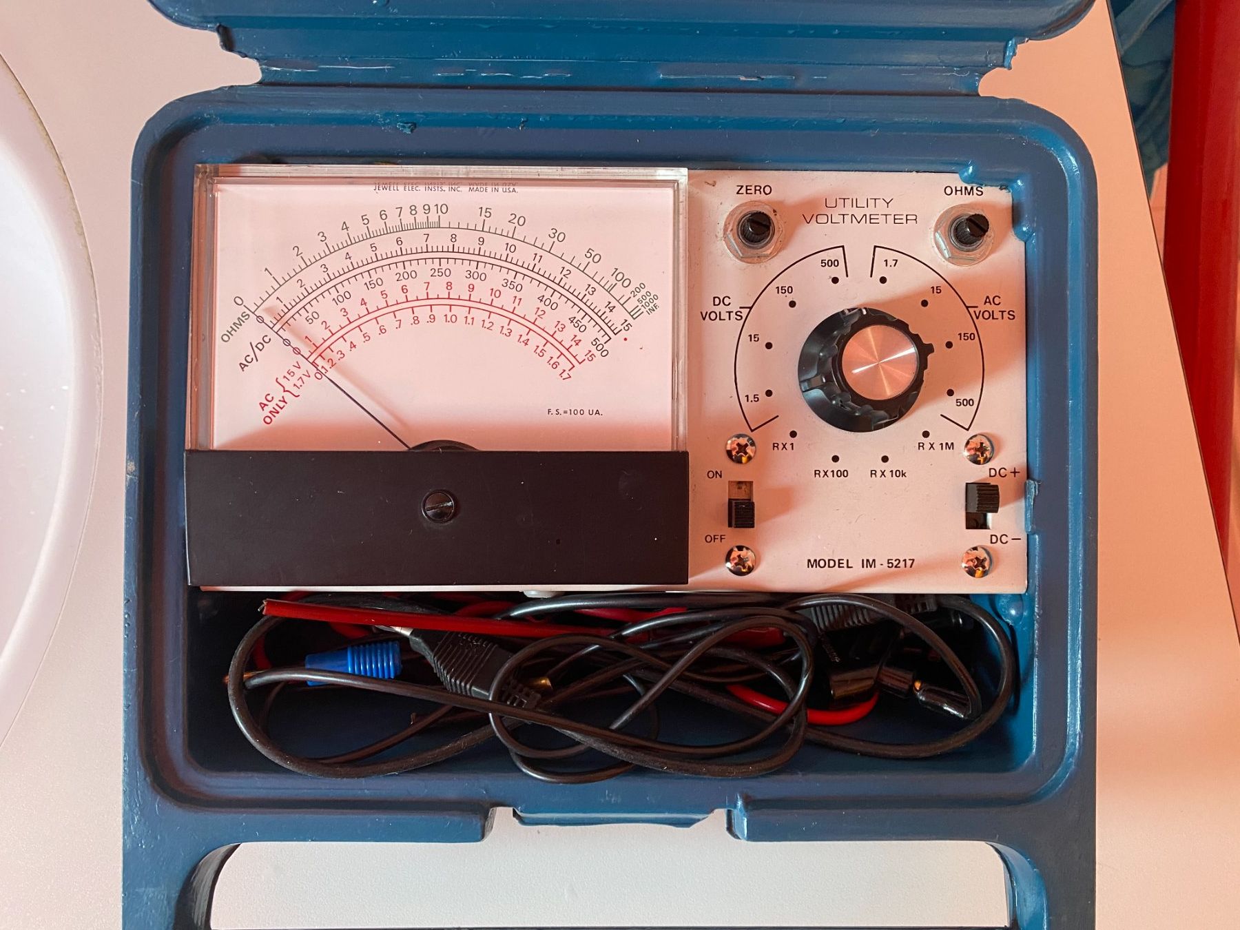 Messen: Elektrisches Messgerät Analog – Gebraucht aus Aeschlen von Chee1