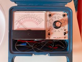 Elektrisches Messgerät Analog