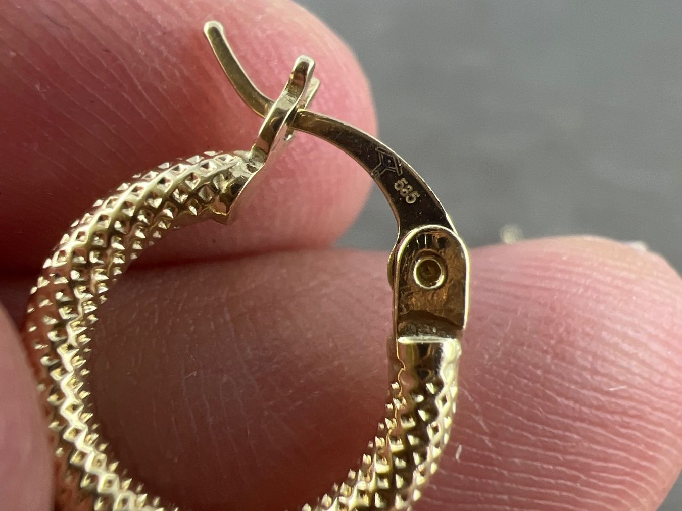 Boucles d'oreille: Creolen 585 Gold – D'occasion à Niederuzwil par leo_8857 1