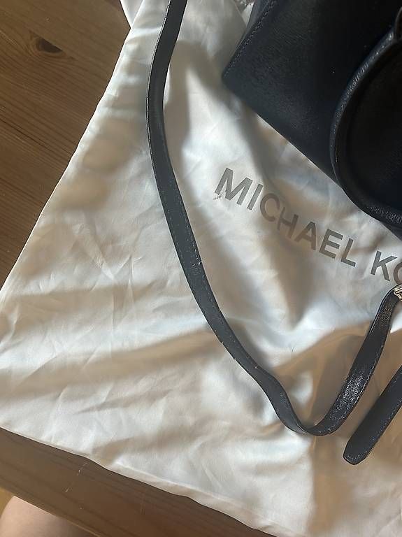 Michael Kors Borse da donna: Michael Kors Selma medium – Usato da Schlieren venduto da jul_yrw7 3