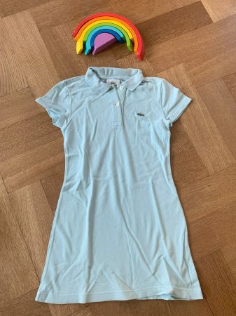 Mädchen Kleid hell blau türkis echt LACOSTE 10 wie NEU !