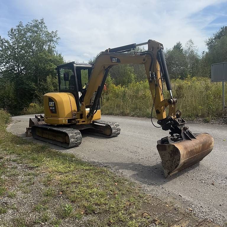 Caterpillar Bagger: CAT Bagger 5T – Gebraucht aus Menziken von Tairi10 2