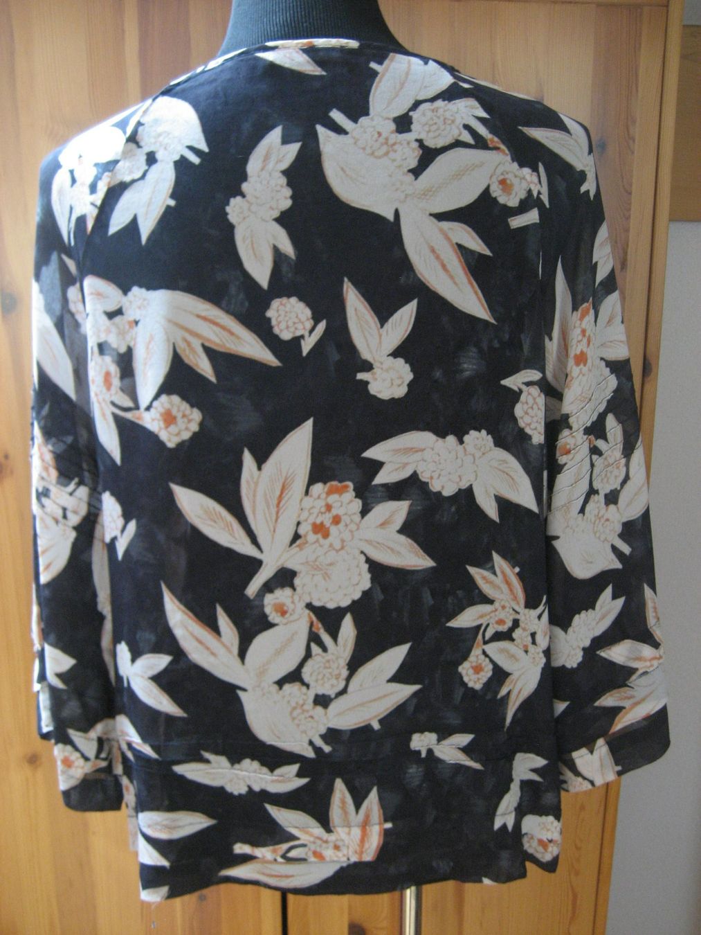 Nile Camicette: Blouse Nile taille S – Nuovo (secondo la descrizione) da Delémont venduto da marryb 4