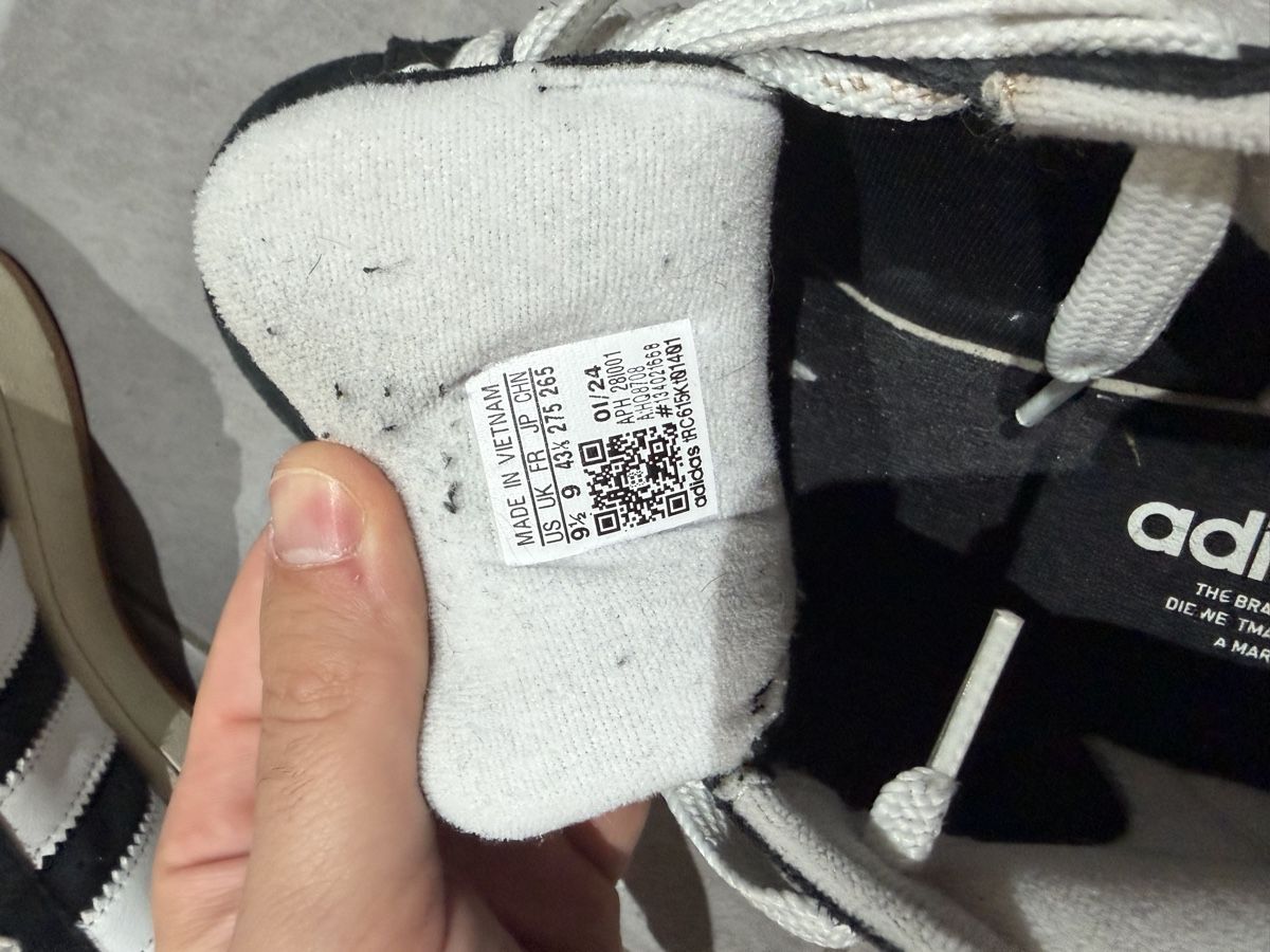 Adidas Scarpe da uomo: Adidas Schuhe Gr.43 – Usato da Grenchen venduto da lyn_8w2w 1
