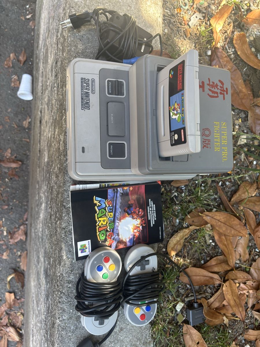 Nintendo Konsolen: Super nintendo  – Gebraucht aus Lausanne von ram_77s8 6