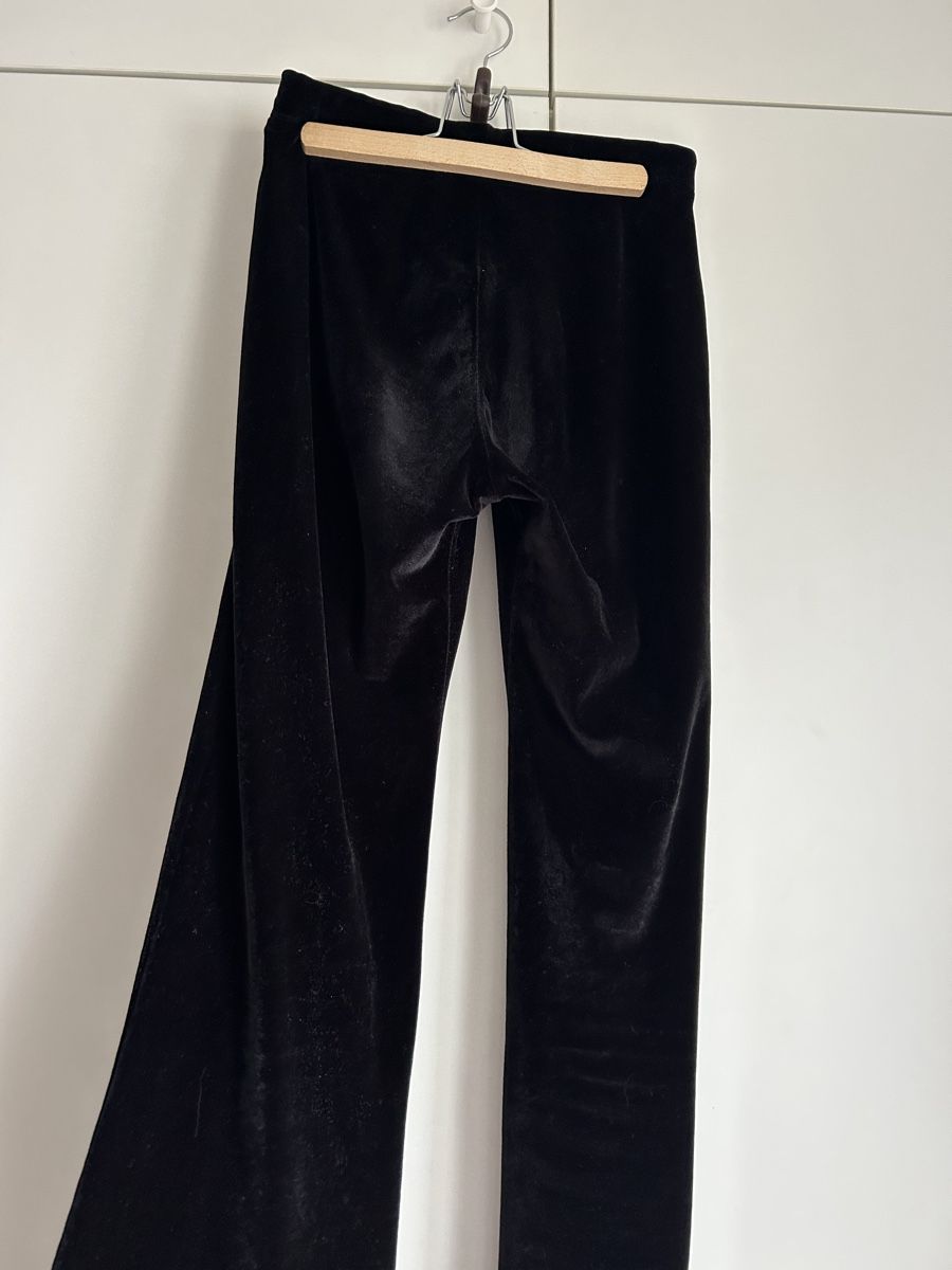 Pull&Bear Pantaloni: Pull&Bear schwarze Samthose, Grösse M – Usato da Zürich venduto da Lolaa123 3