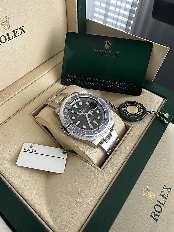 Rolex Orologi: Neue Rolex 126710 Batman – Nuovo e nell'imballaggio originale da Rotkreuz venduto da Nke7 1