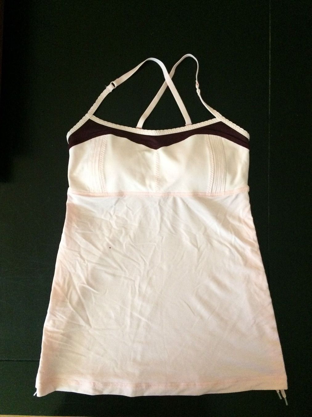 Lululemon Top: Magnifique top Lululemon bordeau rose – Nuovo (secondo la descrizione) da Satigny venduto da Helene2014 1