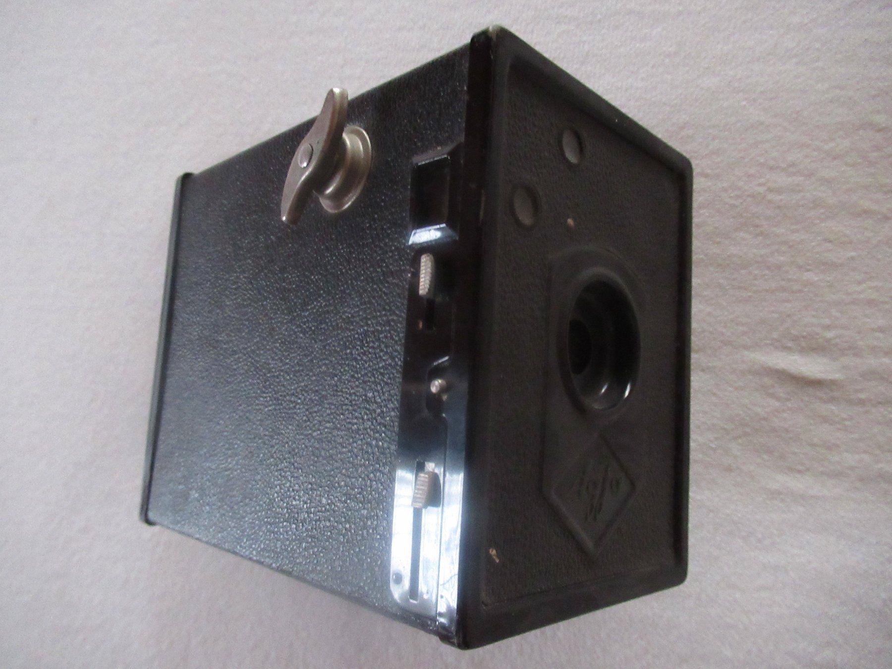 Agfa Fotocamera: FOTOAPPARAT AGFA BOX - RETRO UND NOSTALGISCH – Usato da Moosseedorf venduto da haro01