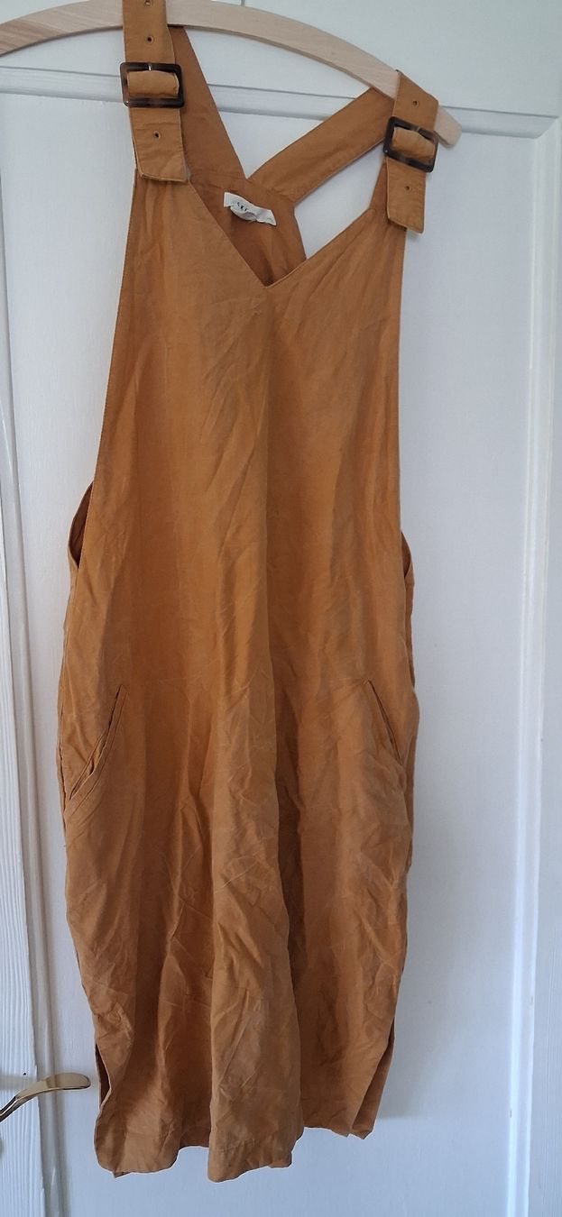 Skunkfunk Vestiti: SKFK Latzkleid 40 Lyocell – Usato da Zunzgen venduto da NiBe99