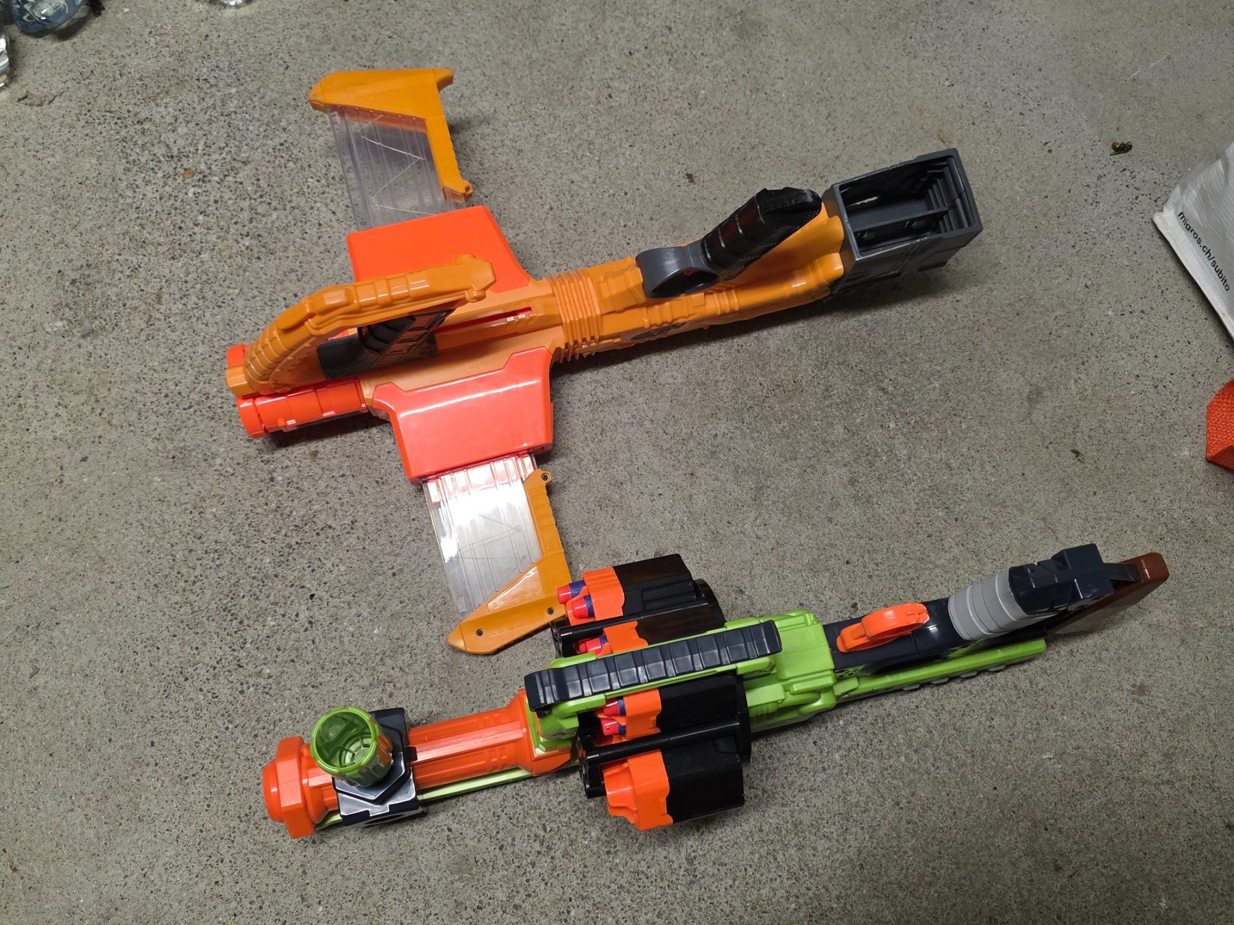 Nerf Giocattoli: 2er Set NERF Blaster: Shotgun Trommel-Blaster + ca. 40 Darts – Usato da Badäl venduto da RYzeR9980X4D 3