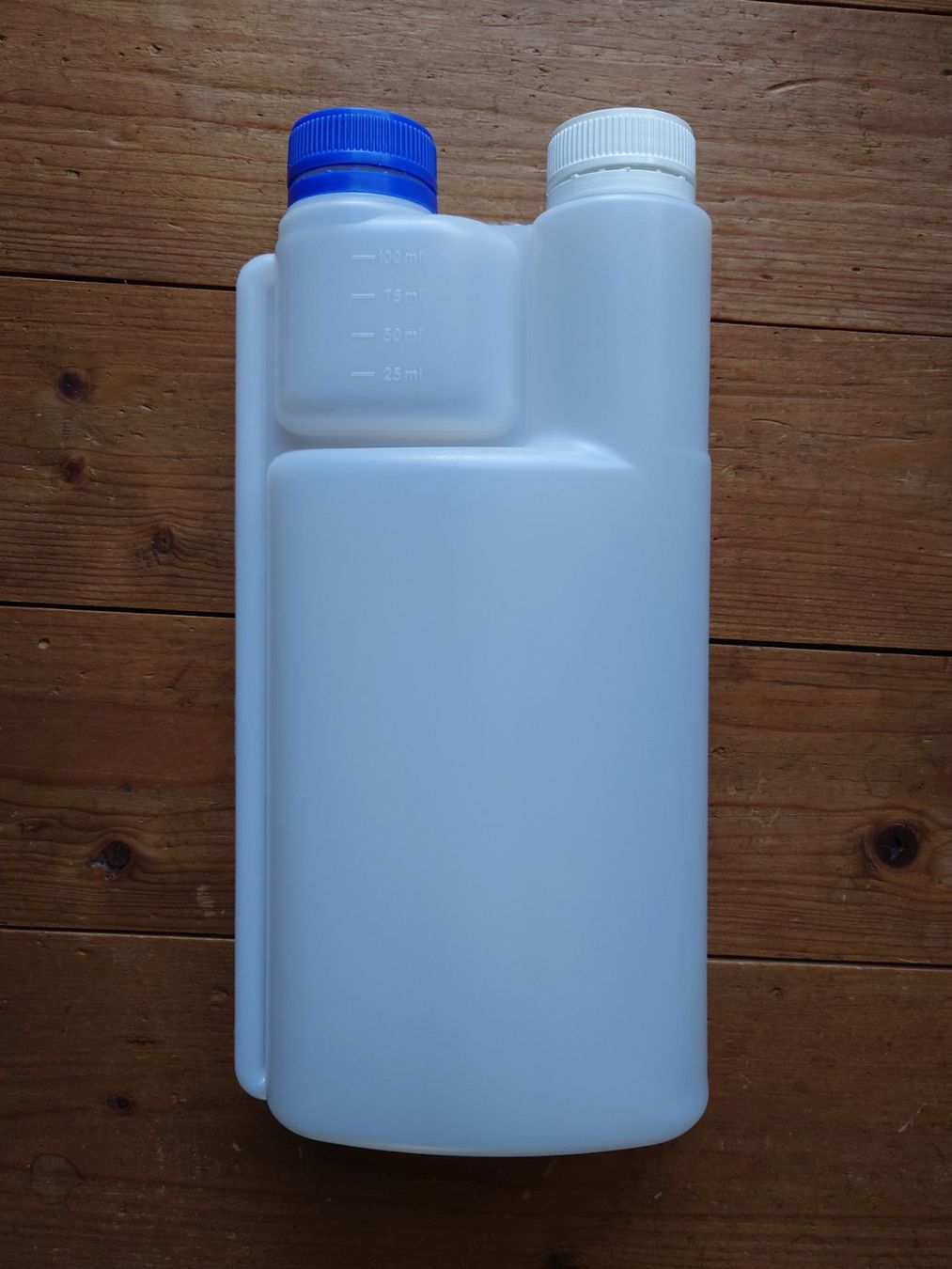 Altro in Stoviglie & Bicchieri: Dosierflasche leer, 1l / 20ml skala – Usato da Winterthur venduto da Tenderizer3000