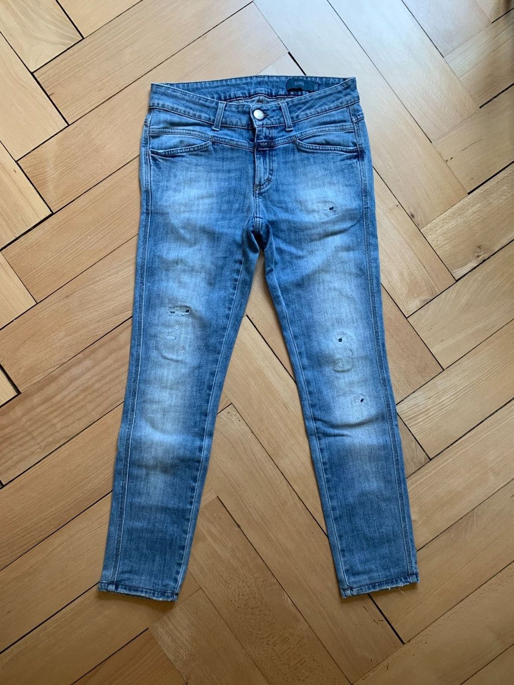 Closed Jeans: CLOSED - Jeans blau 36 – Usato da Zürich venduto da Diazaio