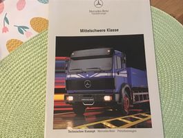 Mercedes-Benz Mittelschwere Klasse 28 Seiten August 1982