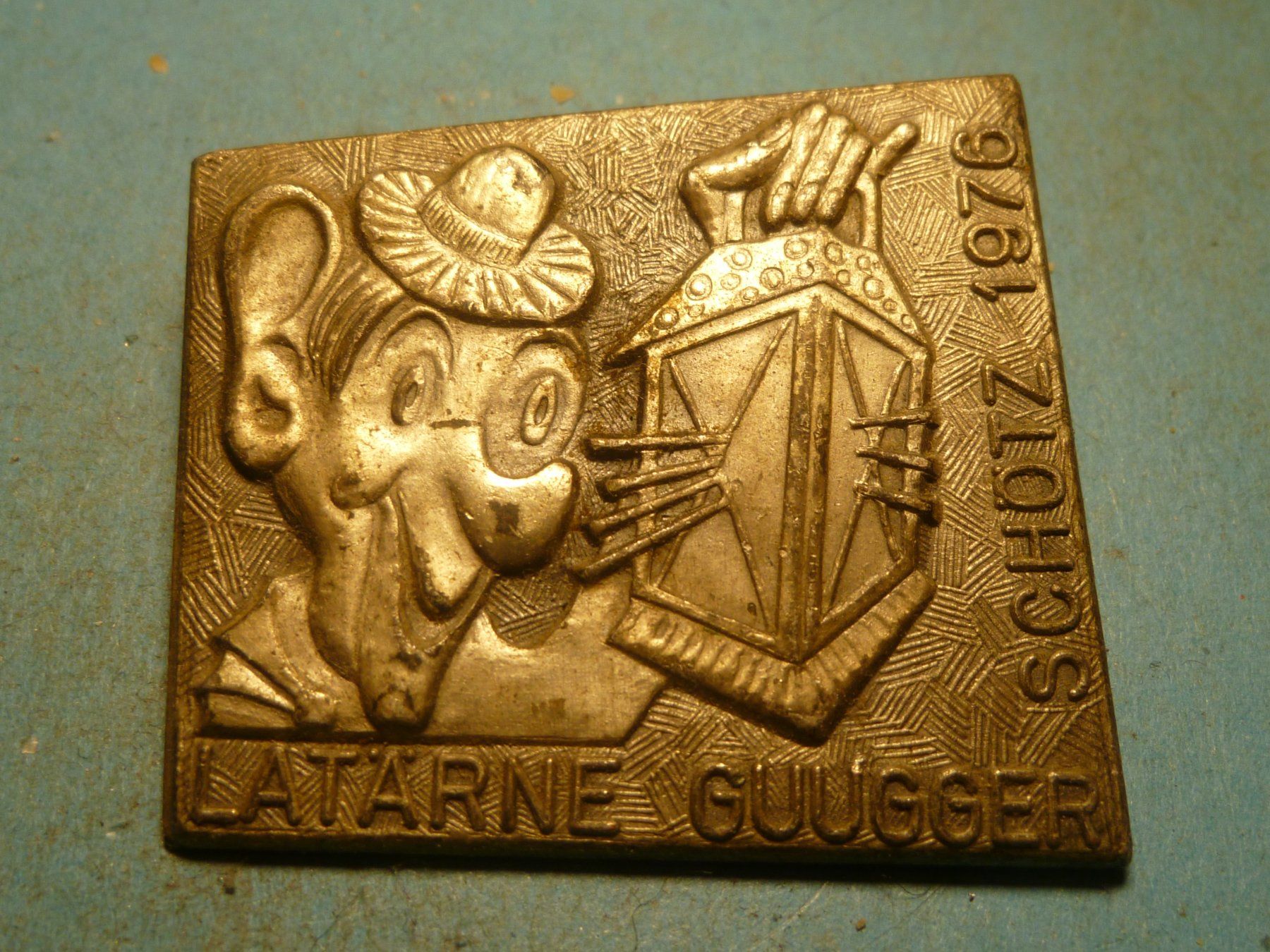 Plaquettes & Badges: SCHÖTZ 1976 SILBER – D'occasion à Ried (Muotathal) par Mandarin02