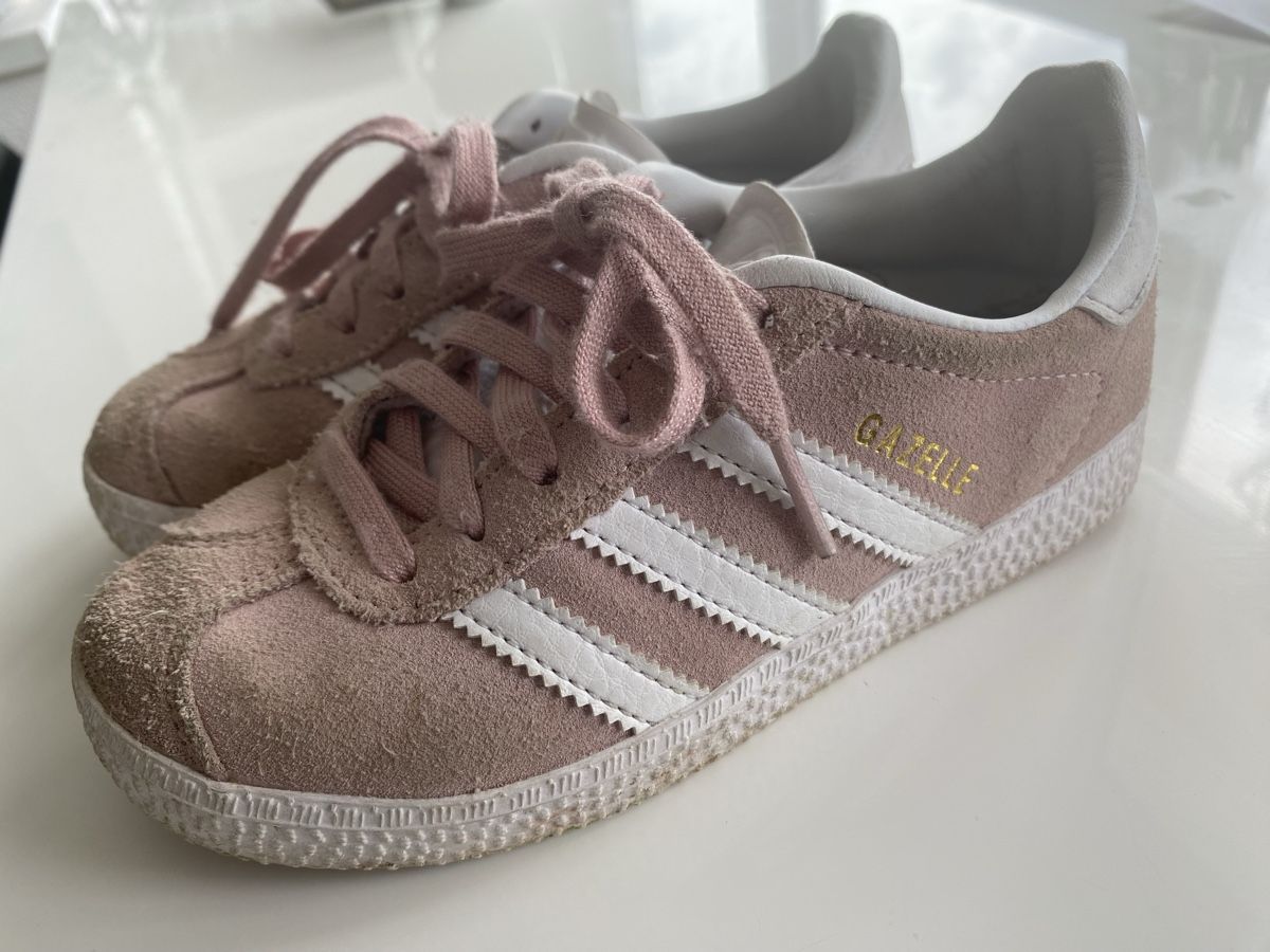 Scarpe per ragazze: Adidas sneakers – Usato da Blonay venduto da art_7f87