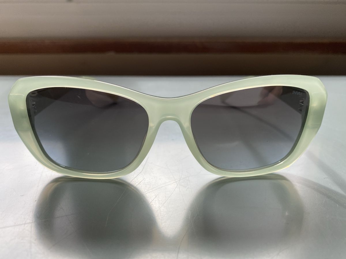Brillen & Gläser: Sonnenbrille hellgrün – Gebraucht aus Zürich von ann_9fv5 1