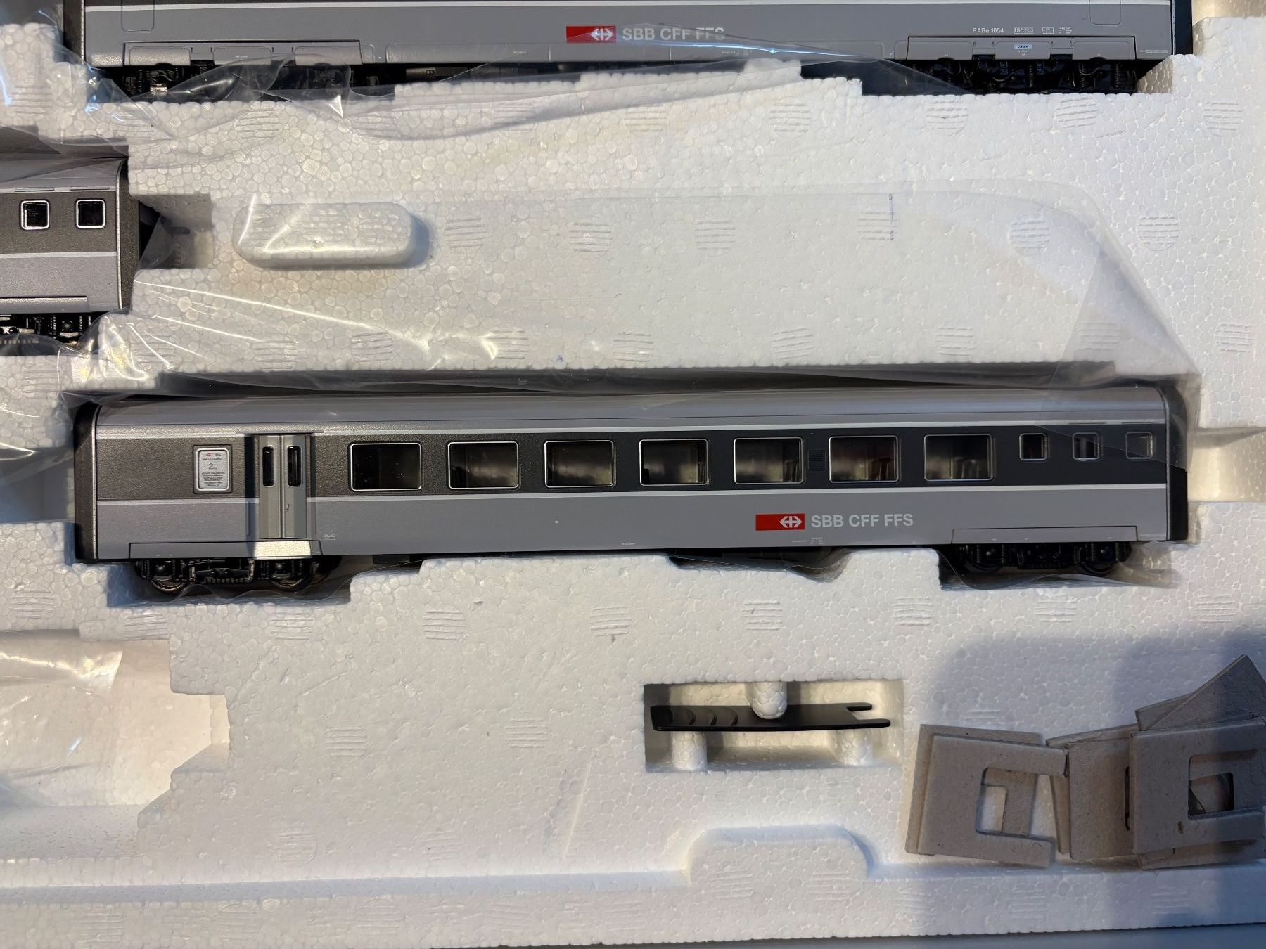 Märklin Modellini di ferrovie: Maerklin 37546 TEE Gris souris 6 éléments – Nuovo e nell'imballaggio originale da Corcelles Payerne venduto da Pierre66 6