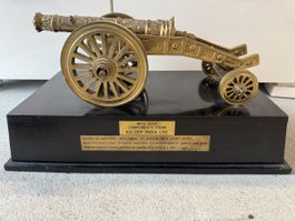Massive Messing-Kanone "Jaivana" Modell - Sulzer India Ltd.