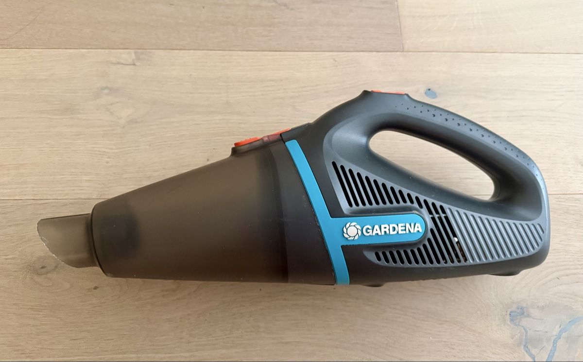 Aspirapolveri & Accessori: GARDENA Akku-Handstaubsauger  – Usato da Basel venduto da Joggelibasel 2