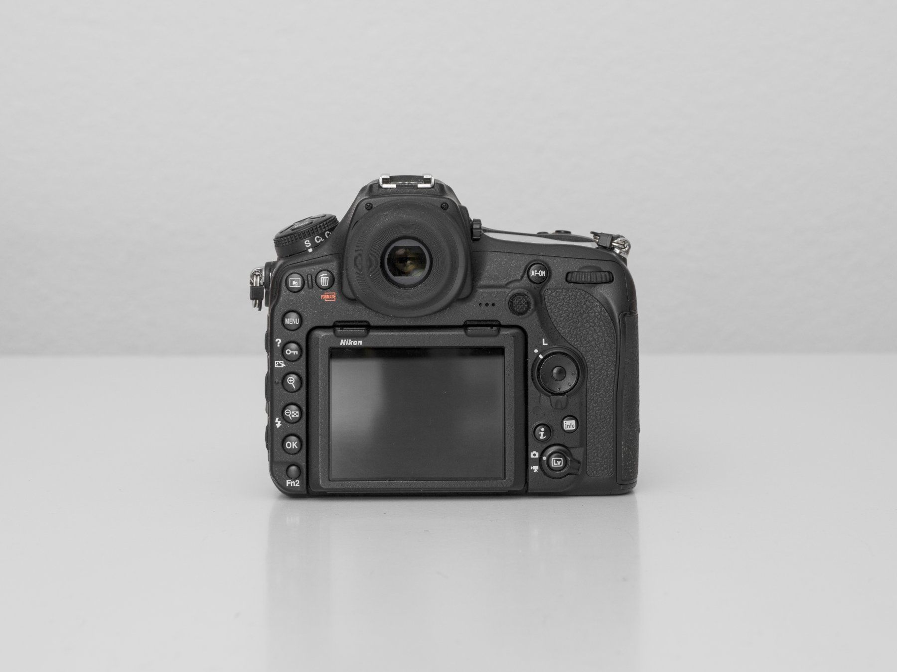 Nikon Fotocamera: Nikon D850 + 4 Akkus + Ladegerät + Godox Trigger – Usato da Luzern venduto da jblum 2