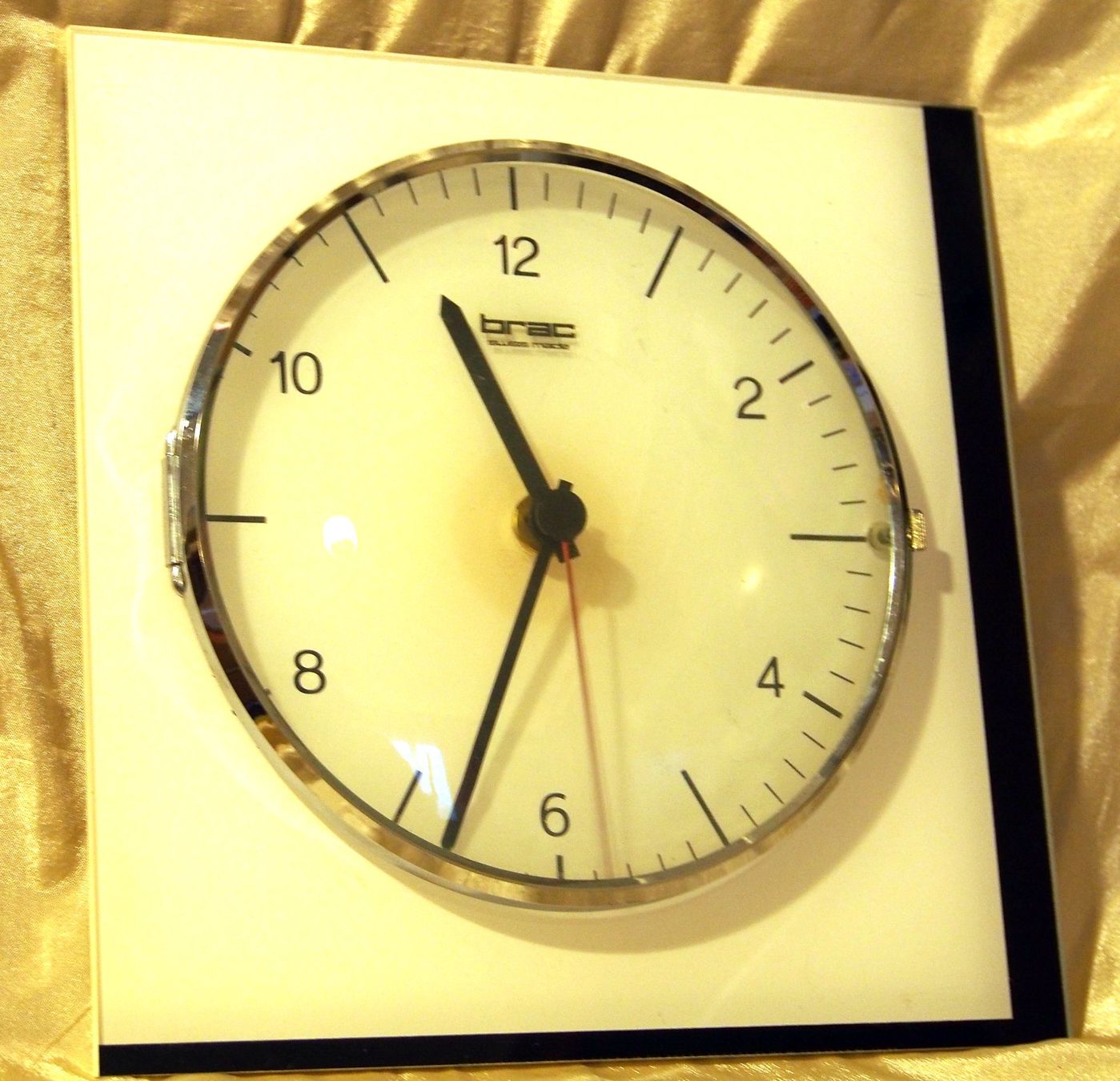 Orologi da terra & Orologi da parete: Horloge murale BRAC swiss made blanc 30cm – Difettoso da Ovronnaz venduto da Etagne68 1
