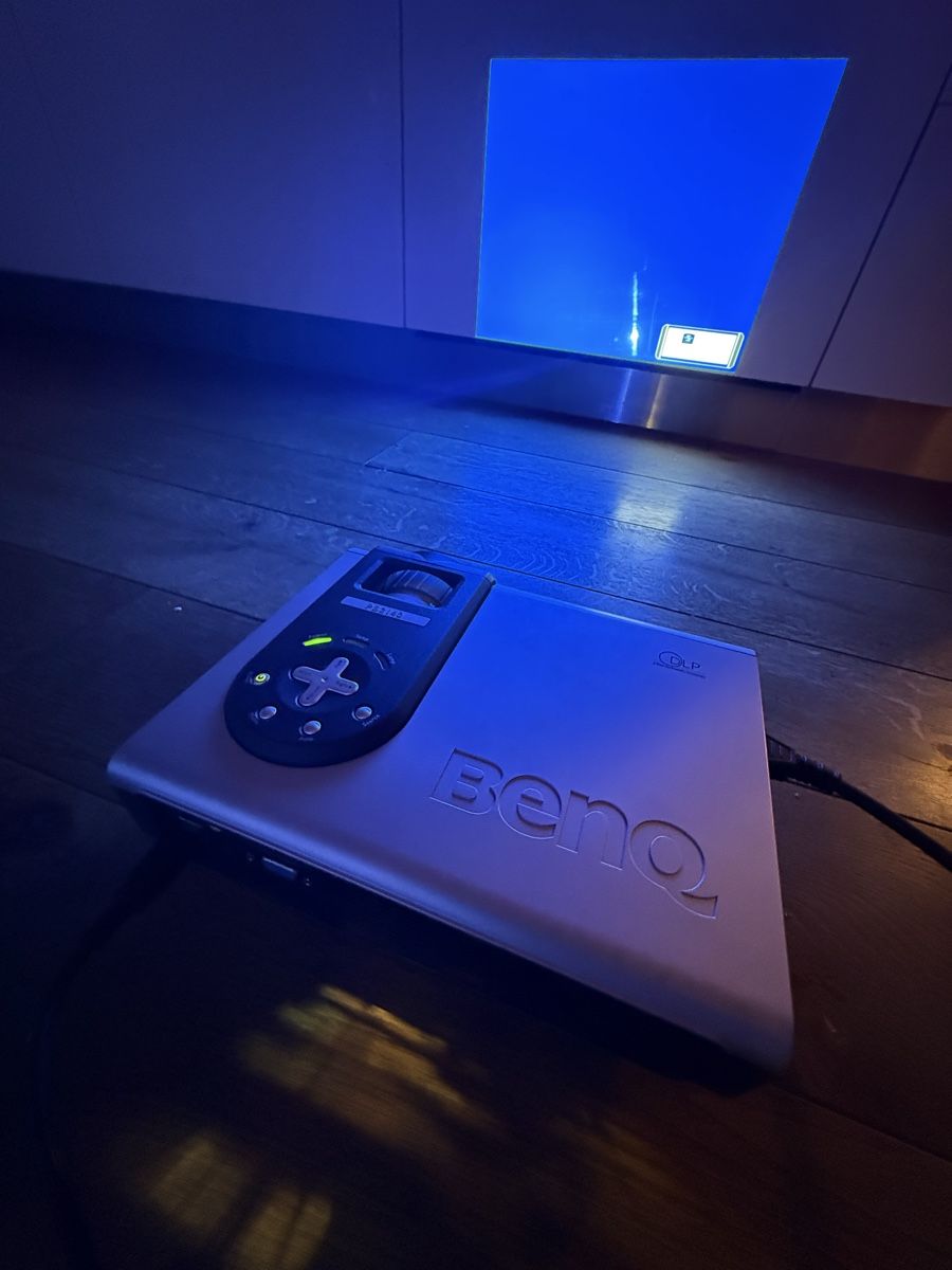 BenQ Proiettori: BenQ PB2140 Projektor, Top Zustand ! – Usato da Uitikon-Waldegg venduto da Rps 2